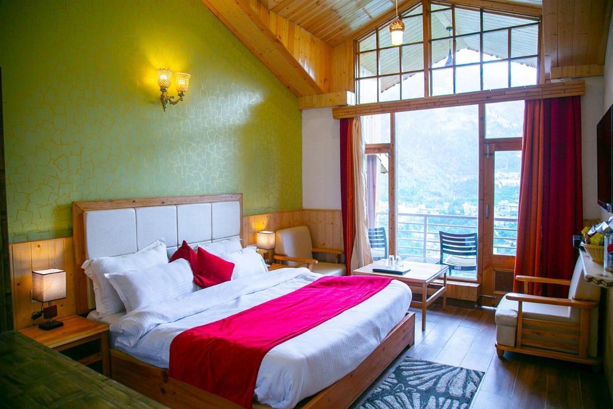 Hotel Seven Hills Manali Exteriör bild