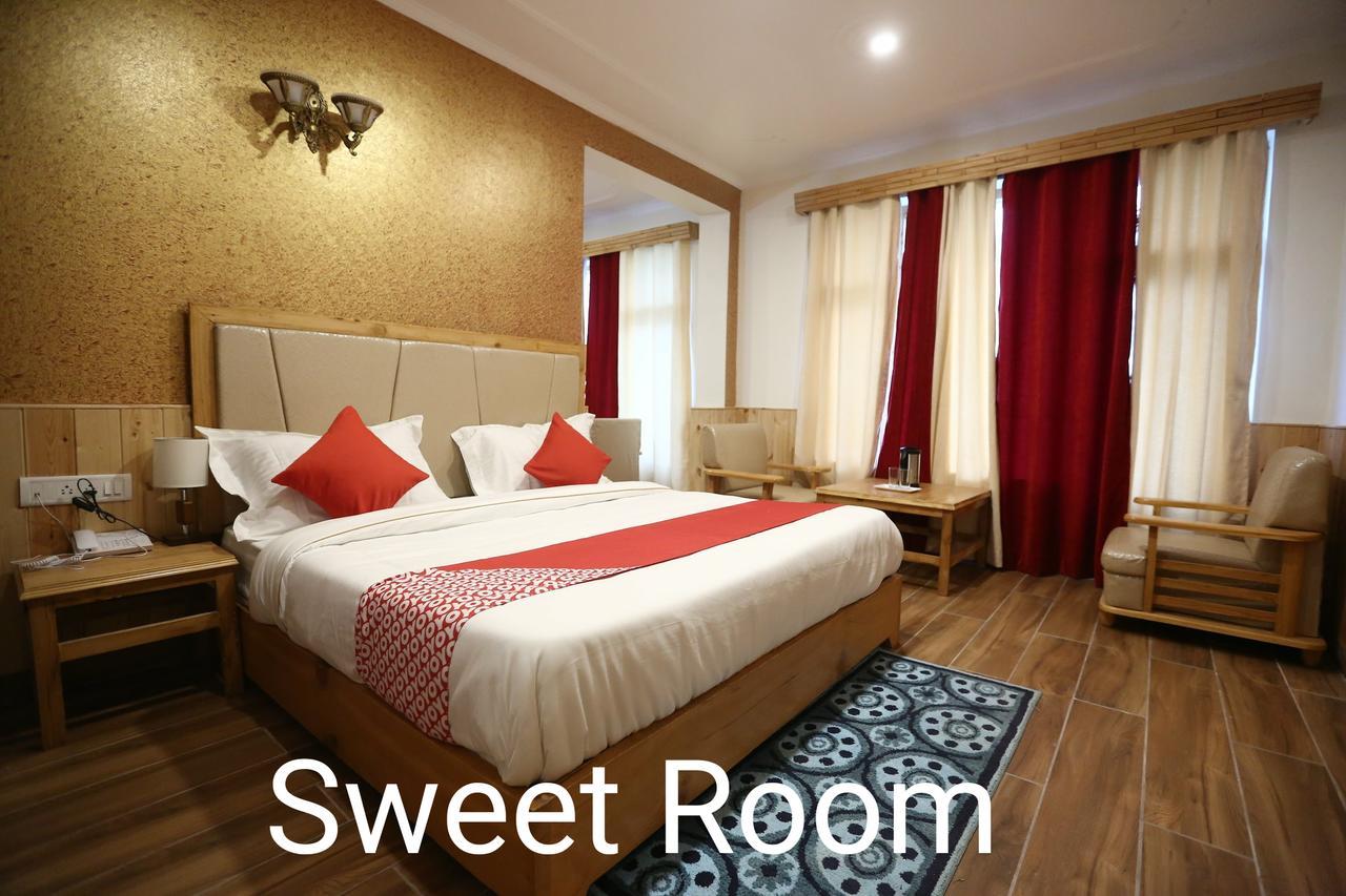 Hotel Seven Hills Manali Exteriör bild