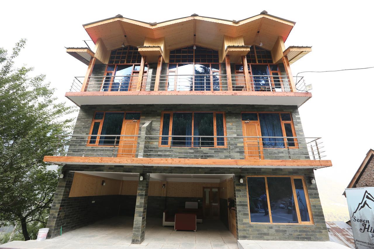 Hotel Seven Hills Manali Exteriör bild